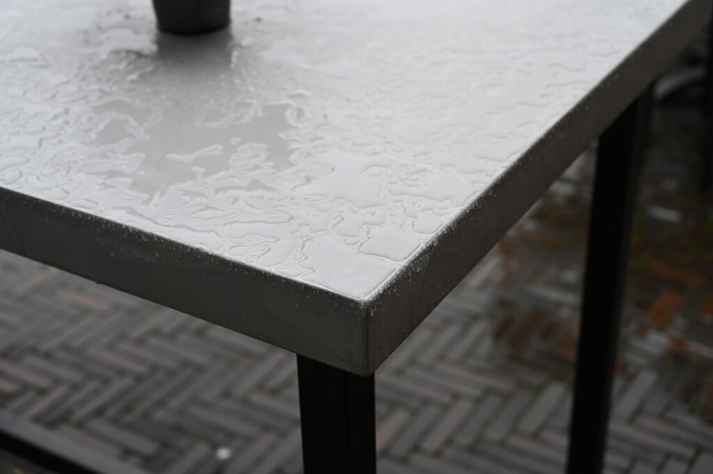 Meubel afgewerkt met Cemcolori Basis